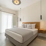 La #2 *